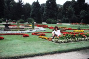 Judy Baar Topinka in garden
